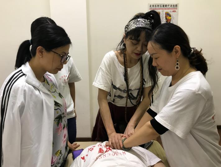 女生做推拿按摩有難度嗎?零基礎(chǔ)能學(xué)會嗎?