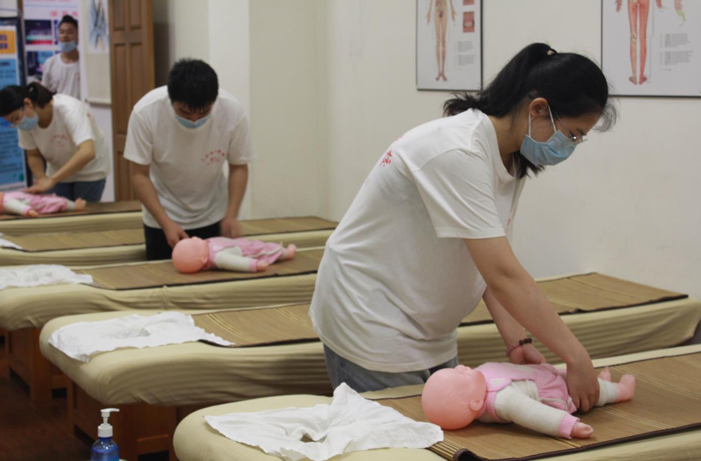 重慶育嬰師培訓學校