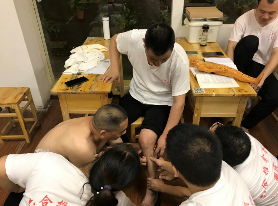 春節(jié)將至，學(xué)幾個穴位，養(yǎng)護好胃部健康