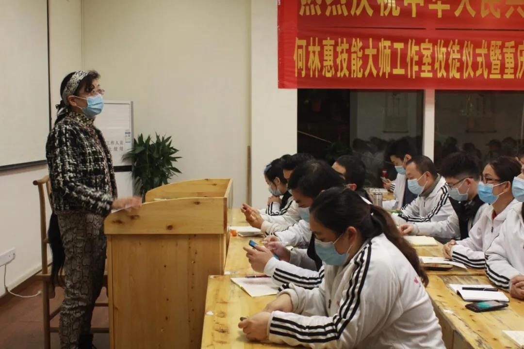中醫推拿治療小兒吐奶